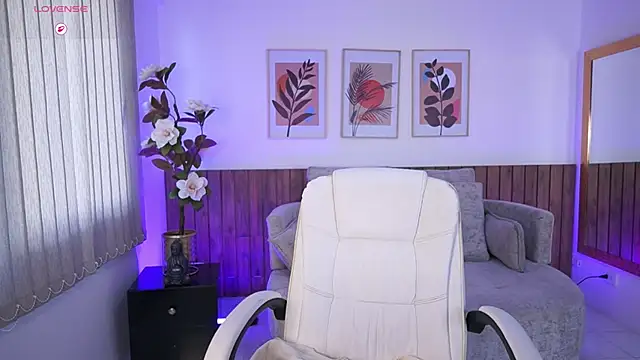 XXX chat uživo modela EmilyTurneer