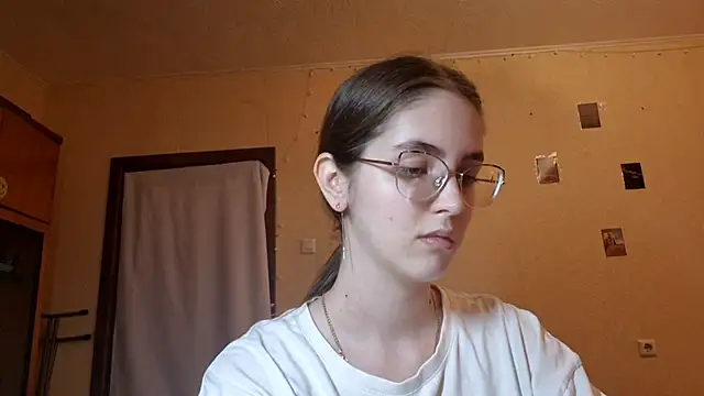 Chat XXX en directo de Katelemon