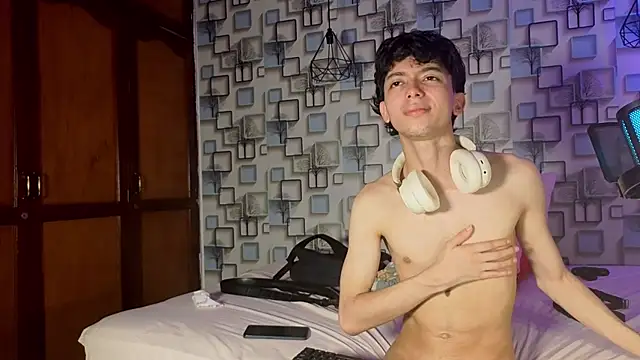 XXX chat uživo modela Twink_Sebas7