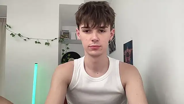 แชท XXX สดของ YourMilkyGuy