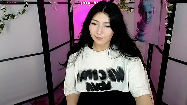 Vanessa_LimX's Live XXX Chat