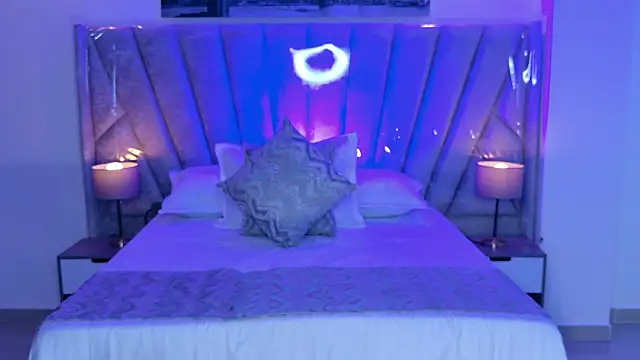 دردشة Layla_Breezee الجنسية المباشرة