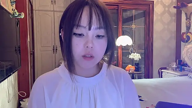 LongLongQueen 即時 XXX 聊天