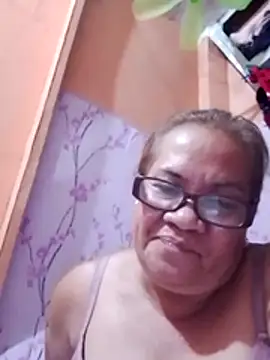 Chat +18 de vickyhot1966 ao vivo