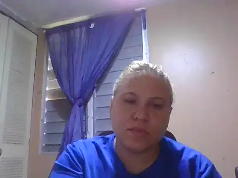 agathaa69's Live XXX Chat