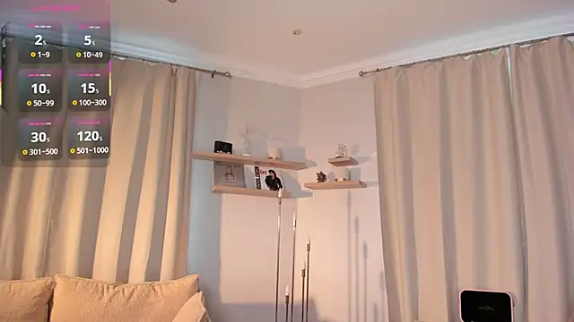 Lova_Rane Adlı Modelin Canlı XXX Sohbeti