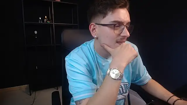 FelixStarkk – Naživo XXX chat