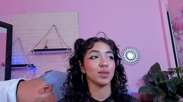 Živý XXX chat Aronandmoli69