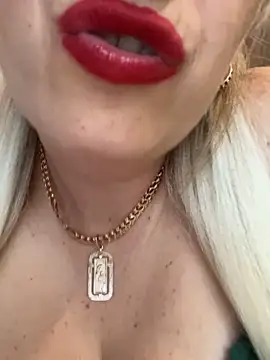 Онлайн чат XXX Kittenforyou