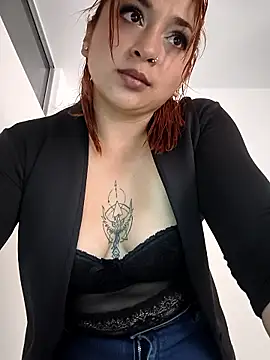 Mariana-94 Adlı Modelin Canlı XXX Sohbeti