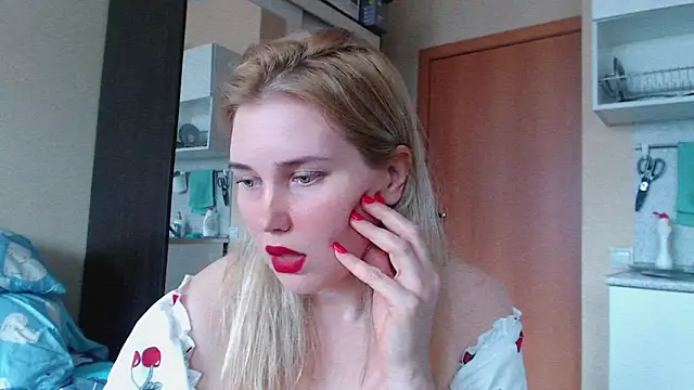 mmmPinUpGirl Adlı Modelin Canlı XXX Sohbeti