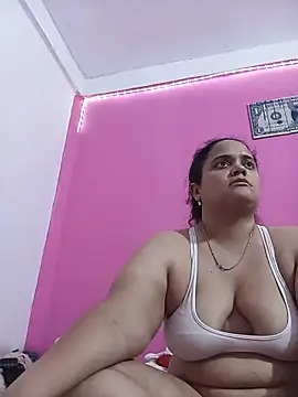 Chatroom XXX en direct de brunnette_hot