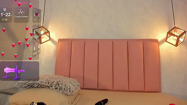 SUNNYCYRUS XXX чат на живо