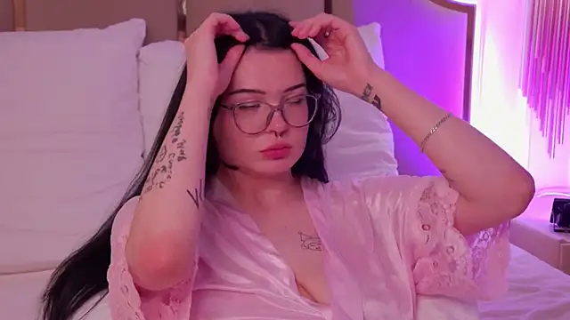 CindyMil Live XXX Chat