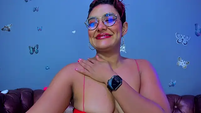 צ'אט XXX בשידור חי של Kaira_mosse
