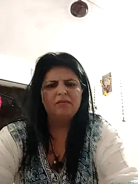 Jann_Riya333's Live XXX Chat