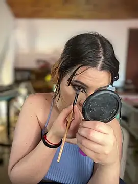 Czat XXX na żywo – NikkiNix