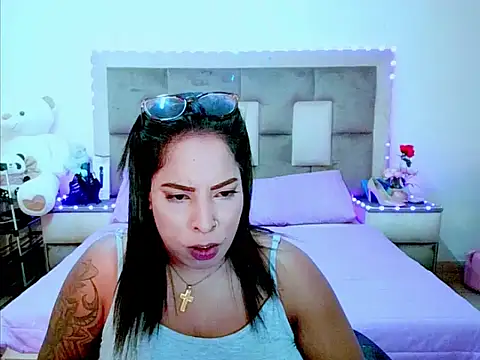 Chat XXX en directo de indiantopaz694u
