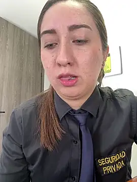 suzy-111 Adlı Modelin Canlı XXX Sohbeti