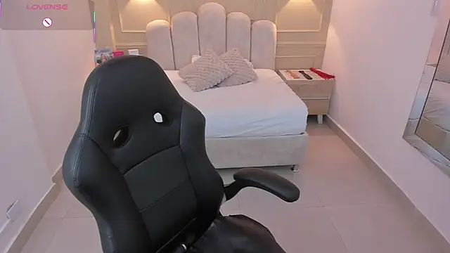 Živý XXX chat LISAPALMER7