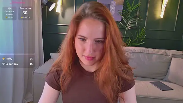 ChloeAster's Live XXX Chat