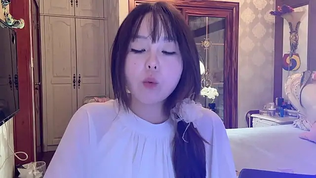 LongLongQueen Live XXX-chat