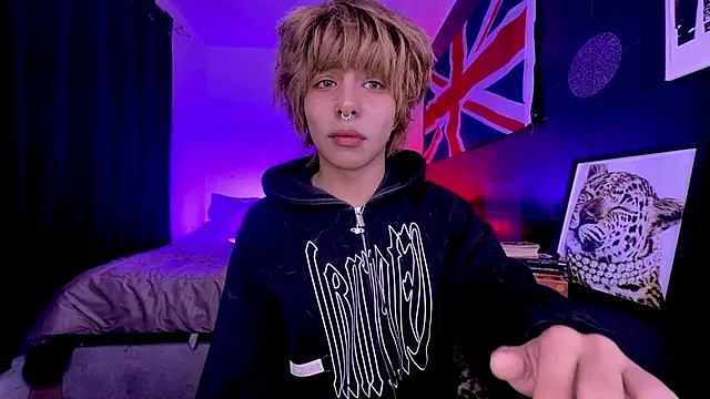 Chat +18 de Aronn_44 ao vivo