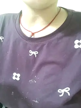 Chat XXX en directo de Cute_Kavya7