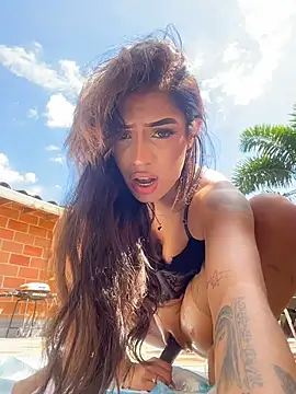MystiqueXXX Chat XXX in diretta