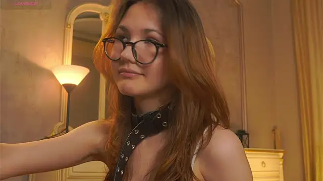 Chat XXX en directo de FrediaPfeiff