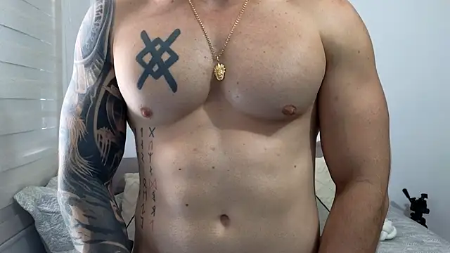 Isaac_Carter Adlı Modelin Canlı XXX Sohbeti