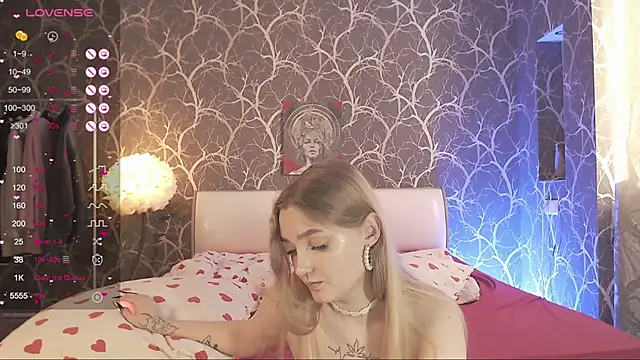 MiaMiaMeow's Live XXX Chat
