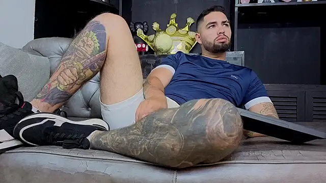 matteosantos' Live XXX Chat