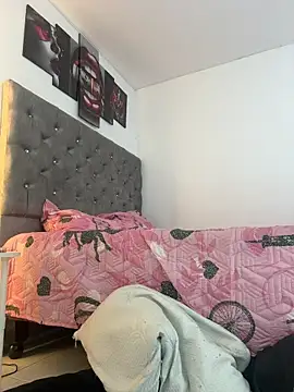 Pamela23x's Live XXX Chat