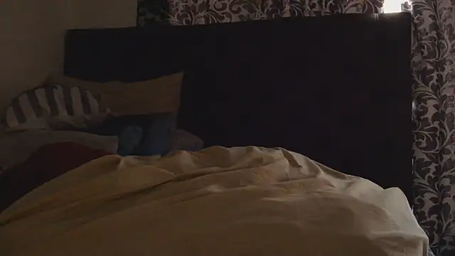 Živý XXX chat sluttylaura21