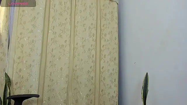 _axelking_ লাইভ XXX চ্যাট
