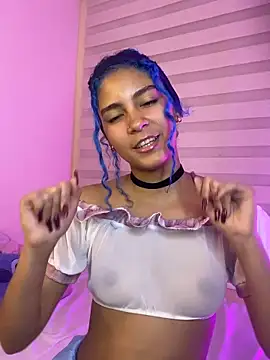 Chat XXX en directo de Franchezcaa_