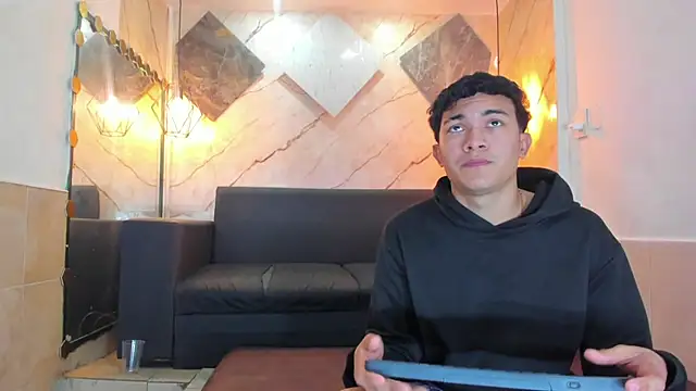 Chat +18 de Yeff_26 ao vivo