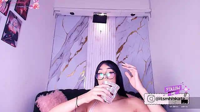 Czat XXX na żywo – Mhiaa_Sweet