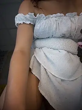 Chat +18 de GlamKittenXXX ao vivo