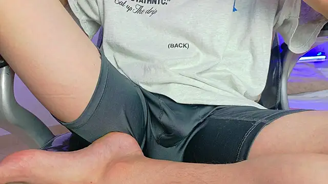Nascary_Fox live XXX chat