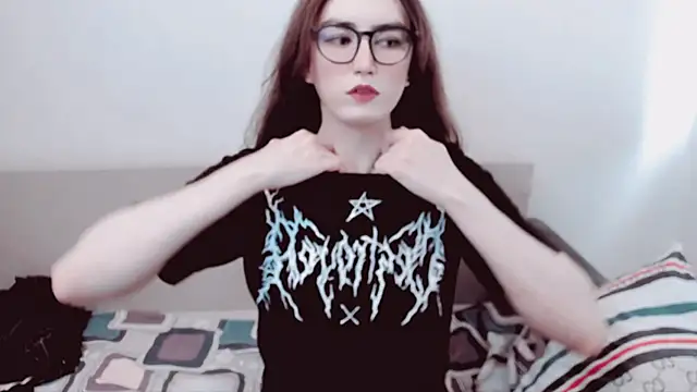 MinniMaksy's Live XXX Chat