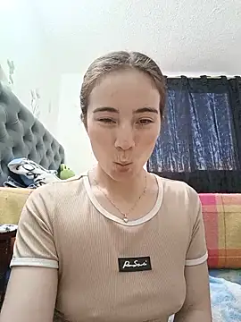 Marilixx_20 Adlı Modelin Canlı XXX Sohbeti