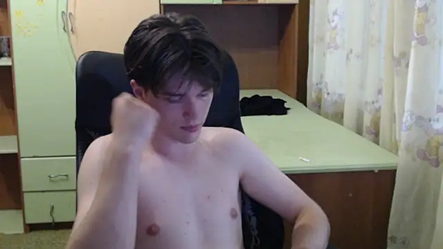 XXX chat uživo modela arthur___king