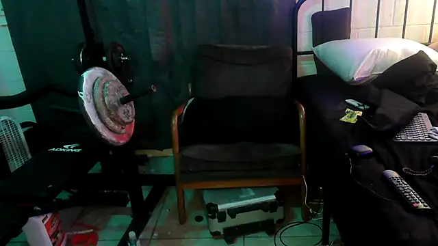 Chat XXX en directo de k1oudE