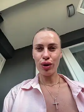_JessyRey_'s Live XXX Chat