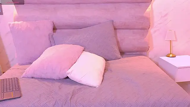Živý XXX chat Diamondpierce