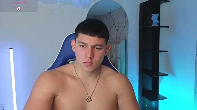JamesCr_ Live XXX-Chat