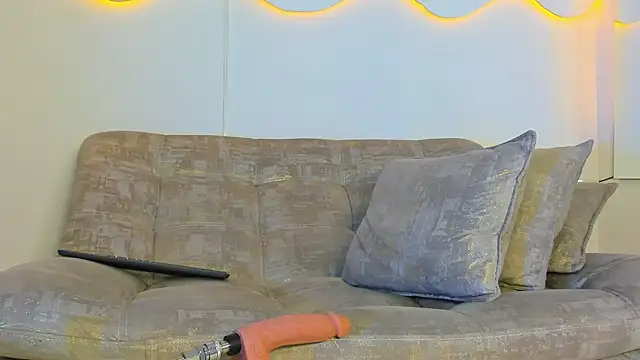 ArohomLester_ Chat XXX live