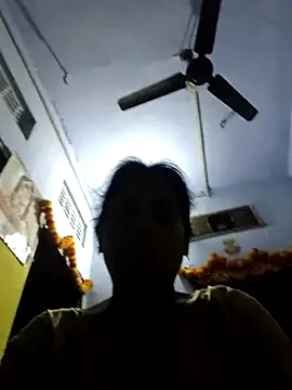Priyasexcpl Chat XXX in diretta